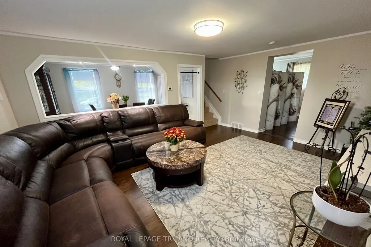 37 Broadway Street, ON N0L 1Z0