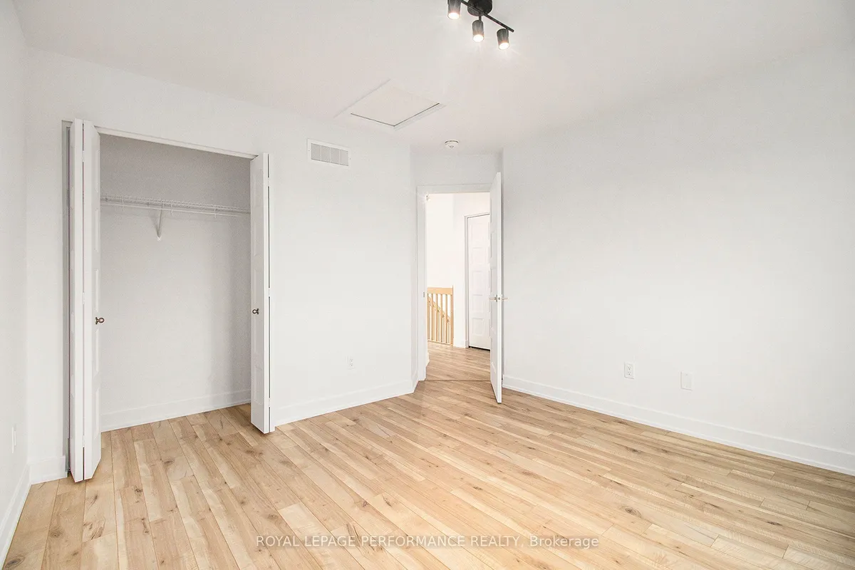 76 RUTILE Street, ON K4K 0M6