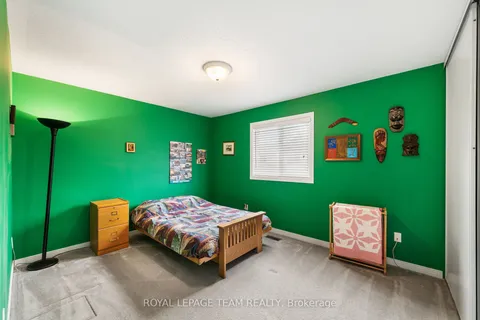 937 Sheenboro Crescent, ON K4A 3M6