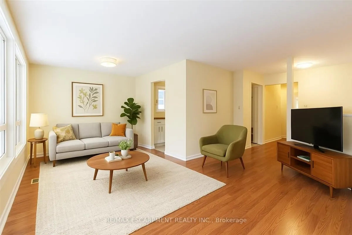 16 Garrow Drive, ON L9C 6G9