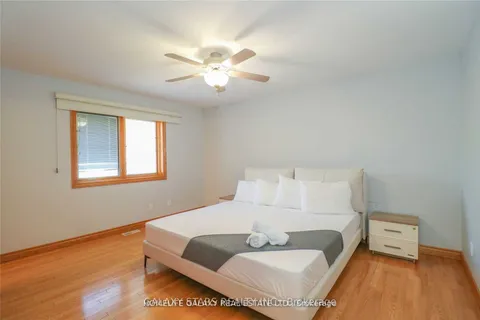 242 Aqueduct Street, ON L3C 1C4