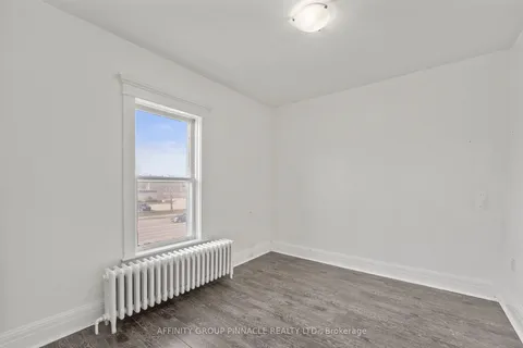 255 Kent Street, ON K9V 2Z4