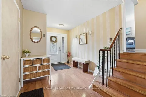 36 King's Hill Lane, ON N3T 6A4