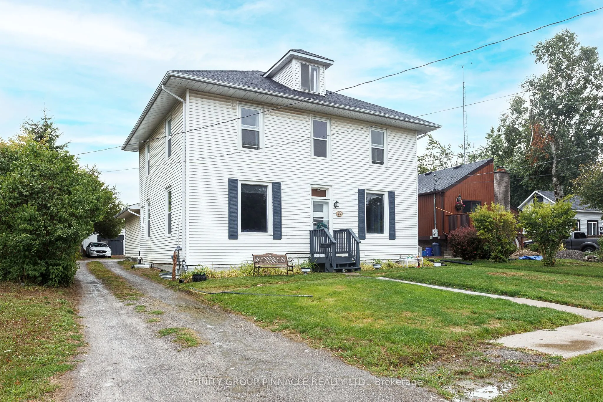 44 St Patrick Street, ON K9V 1R3