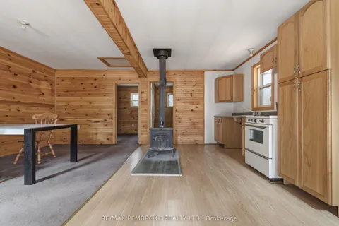 1778 Forest Lea Road, ON K8A 6W6