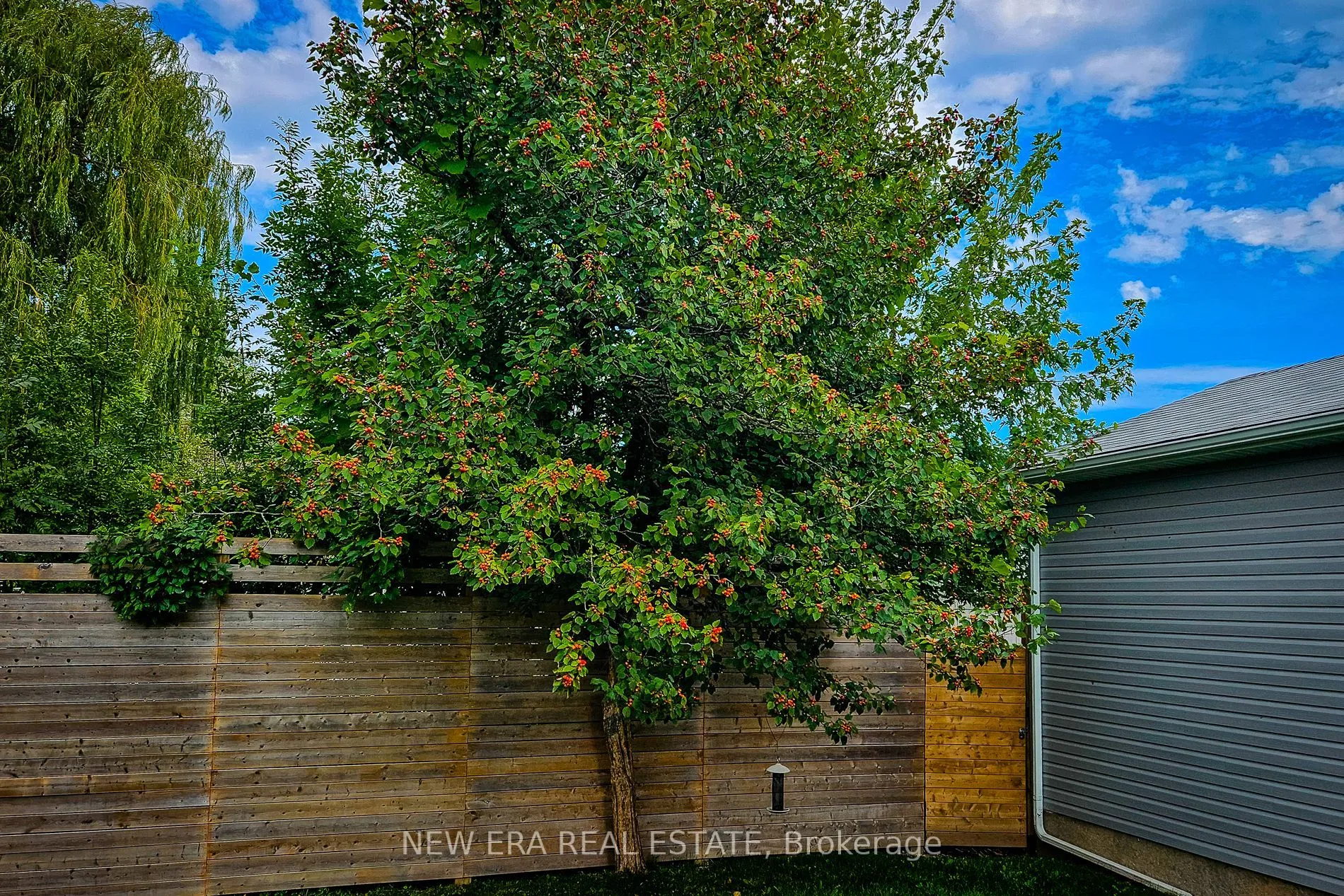 4274 Sixth Avenue, ON L2E 4S8