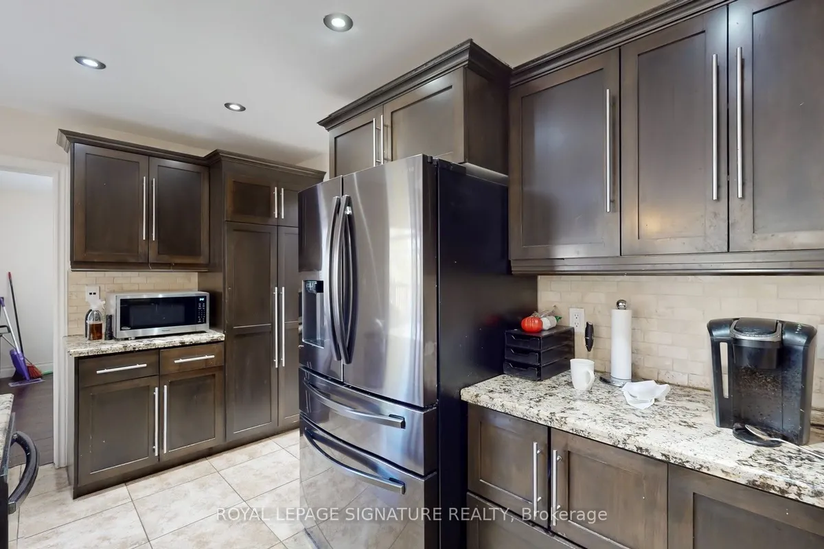 16 Mollison Court, ON N1C 1A7