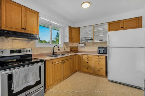 20 Prince Philip Drive, ON L2N 3H8