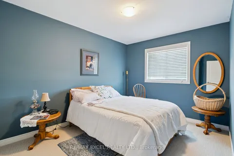 6401 Shapton Crescent, ON L2H 0L8