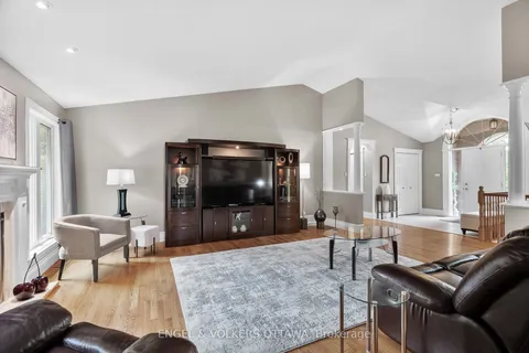 1591 Stephanie Anne Drive, ON K4P 1M8