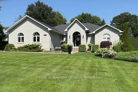 1591 Stephanie Anne Drive, ON K4P 1M8