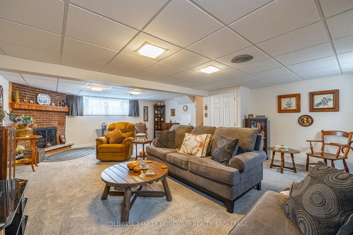 33 Rolling Acres Drive, ON L3C 3N4