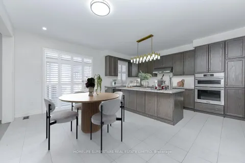 21 CATTAIL Crescent, ON L8B 1Z6