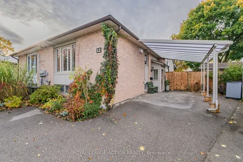 12 Inverness Street, ON N3V 1A8