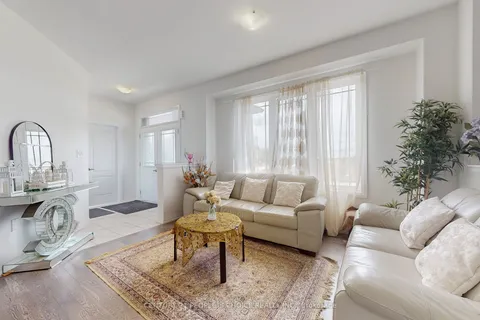 38 Stanley Avenue, ON N3W 0G8