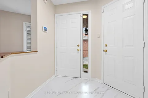 12 Cedar Park Street, ON K2C 4B3