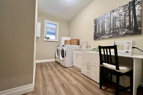 17000 Storey Drive, ON N0M 2P0