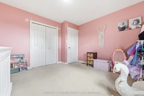 527 Angus Campbell Drive, ON K8A 8K6