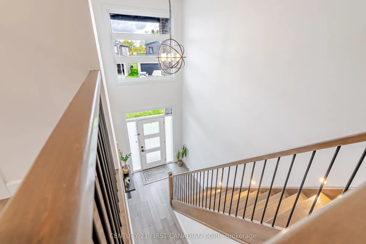 1277 SANDBAR Street, ON N6G 0Y3