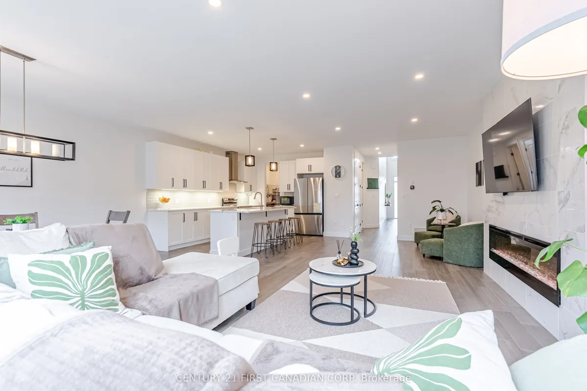 1277 SANDBAR Street, ON N6G 0Y3