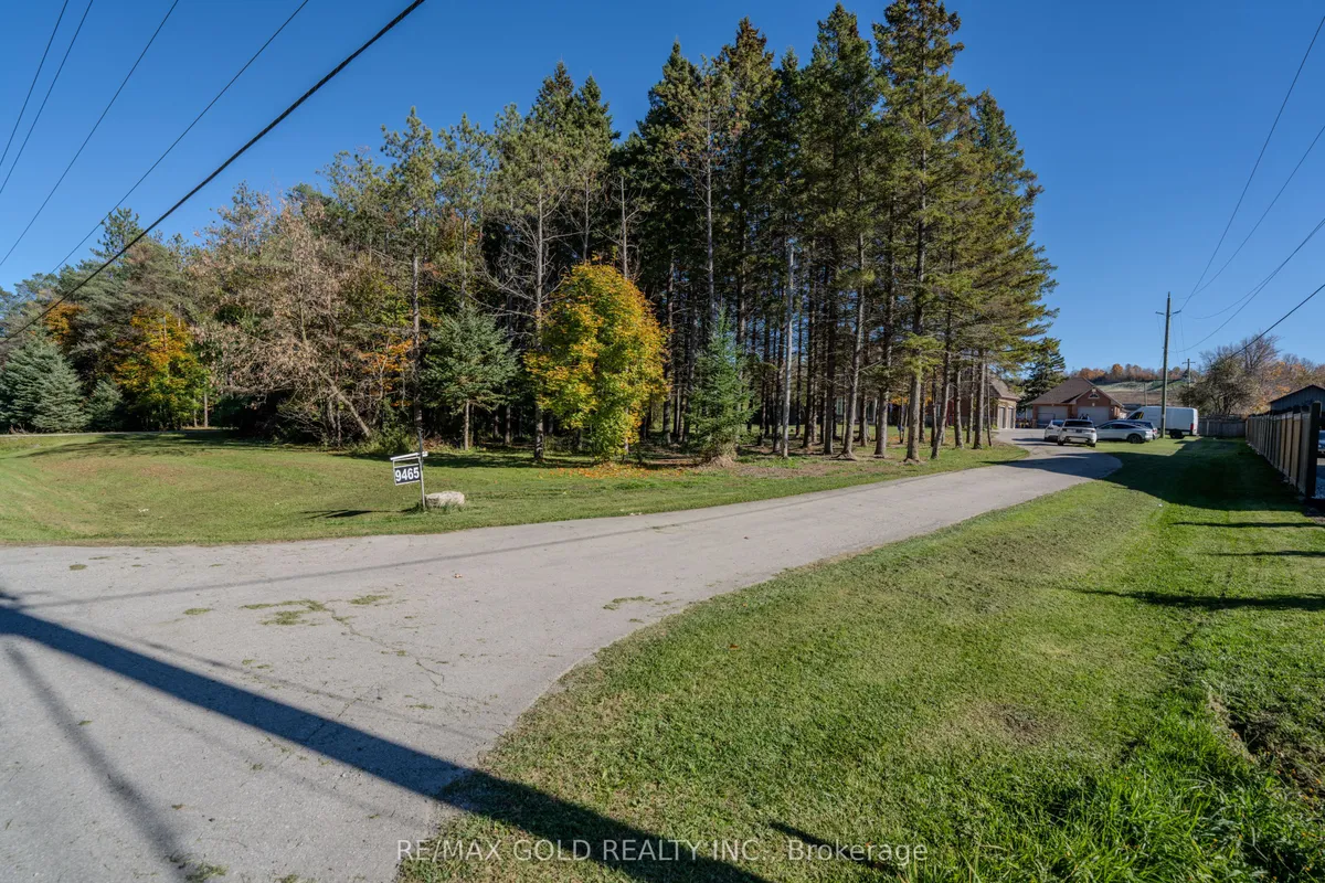 9465 17th Side Road, ON N0B 1Z0