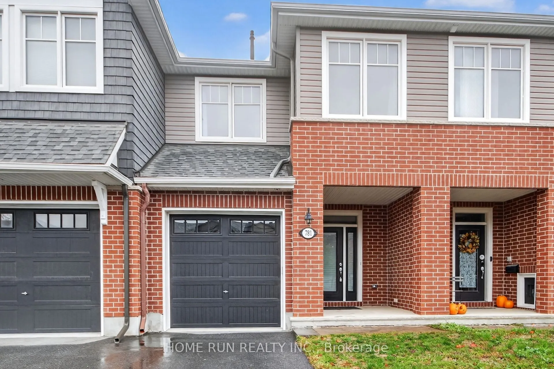 781 Miikana Road, ON K1X 0G5