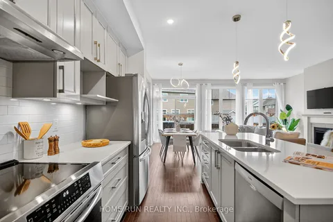 781 Miikana Road, ON K1X 0G5