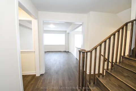 22 stern Drive, ON L3B 0M2