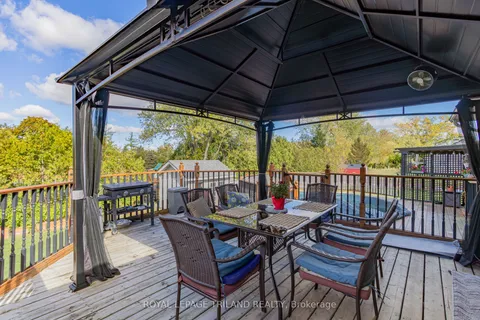 212 Golfview Street, ON N0M 2N0