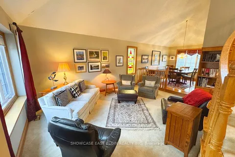 28 Sinclair Crescent, ON N5H 3B7