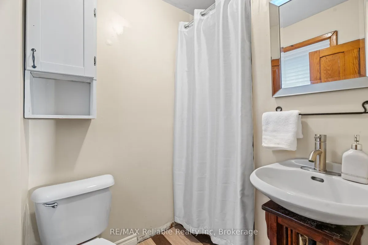 42 West William Street, ON N0K 1W0