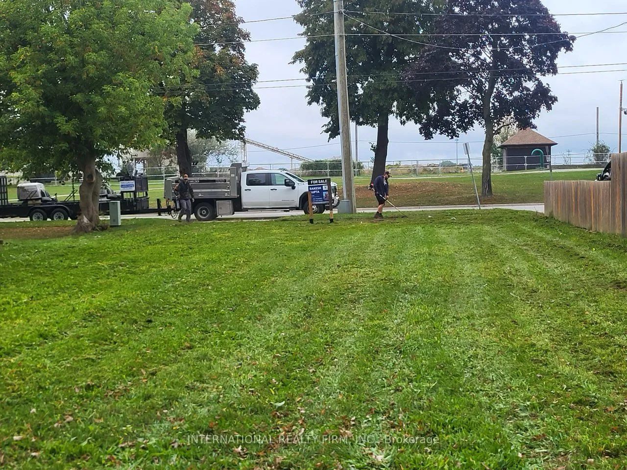 260 Christina Street, ON N7T 2N3