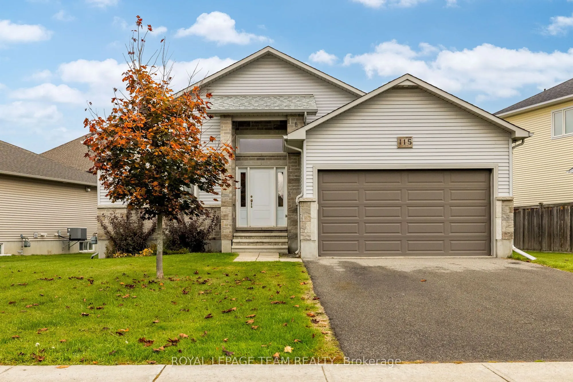 115 York Crossing Road, ON K4R 0C5