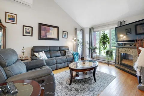 21 Ste Therese Boulevard, ON K0A 1W0