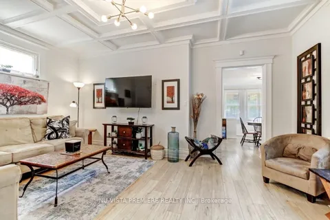 9 Sycamore Street, ON N5Z 1K6