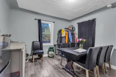 1098 Frances Street, ON N5W 2L7