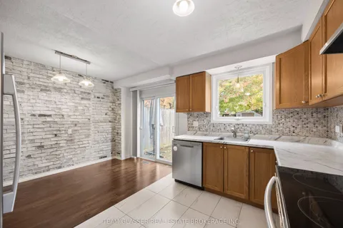 1335 LIMBERLOST Road, ON N6G 2W4