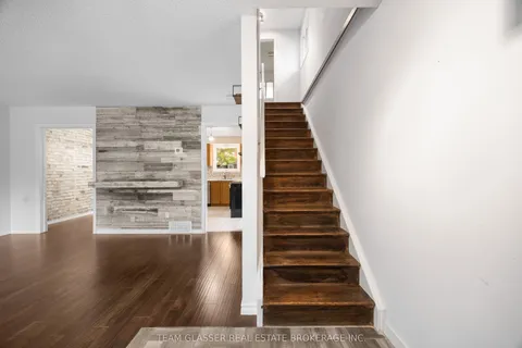 1335 LIMBERLOST Road, ON N6G 2W4