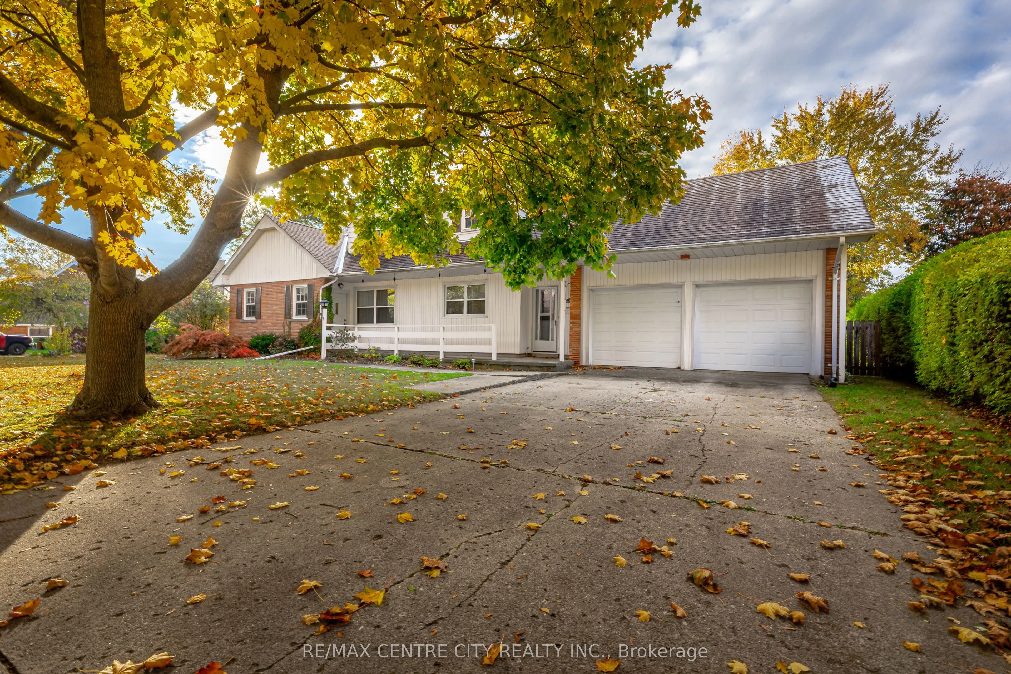 3 Gliddon Avenue, ON N5R 1G3