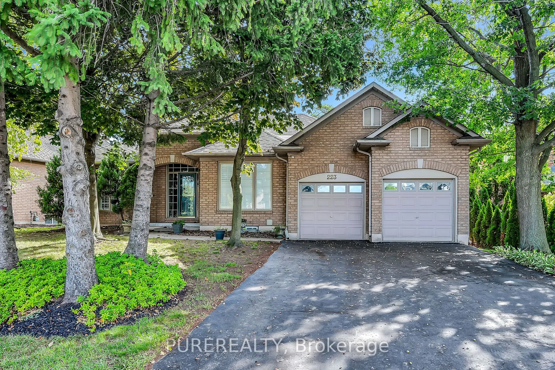 223 Greenbriar Road, ON L9G 3V9