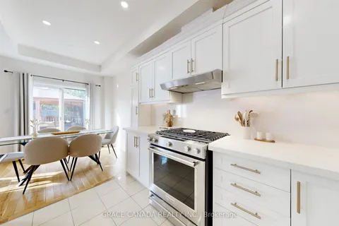 43 Bankfield Crescent, ON L8J 0C1