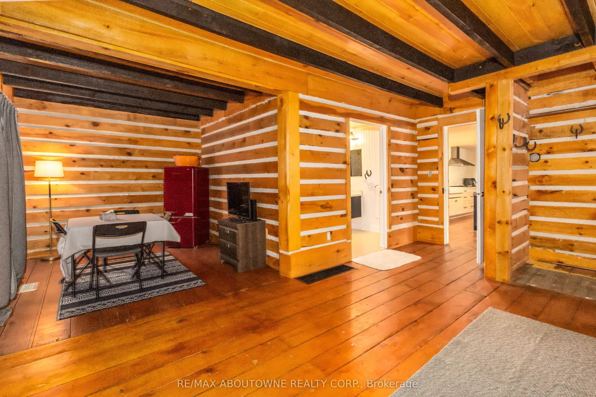 3276 Governors Road, ON L0R 1T0