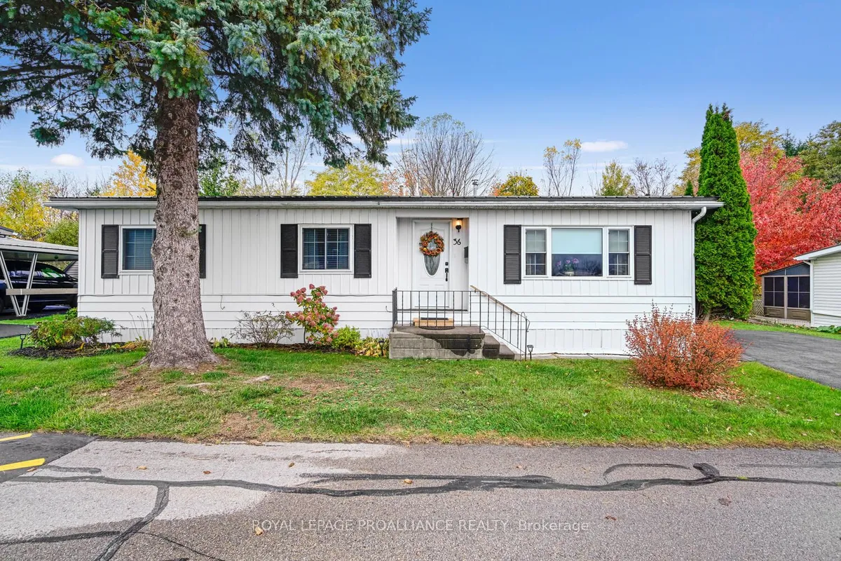 1871 Oxford Avenue, ON K6V 7B5