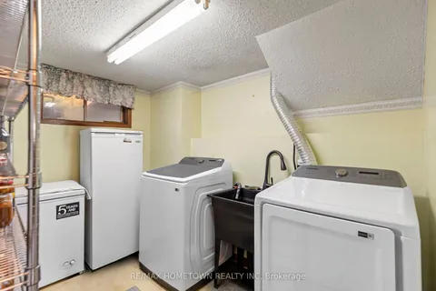 4 Meikle Drive, ON K0E 1P0