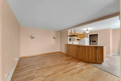 1049 Waterbury Crescent, ON K7M 8V4