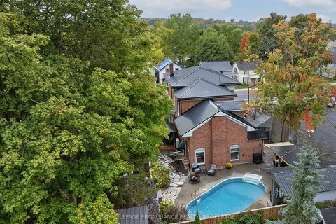 111 Dundas Street, ON K7R 1Z9