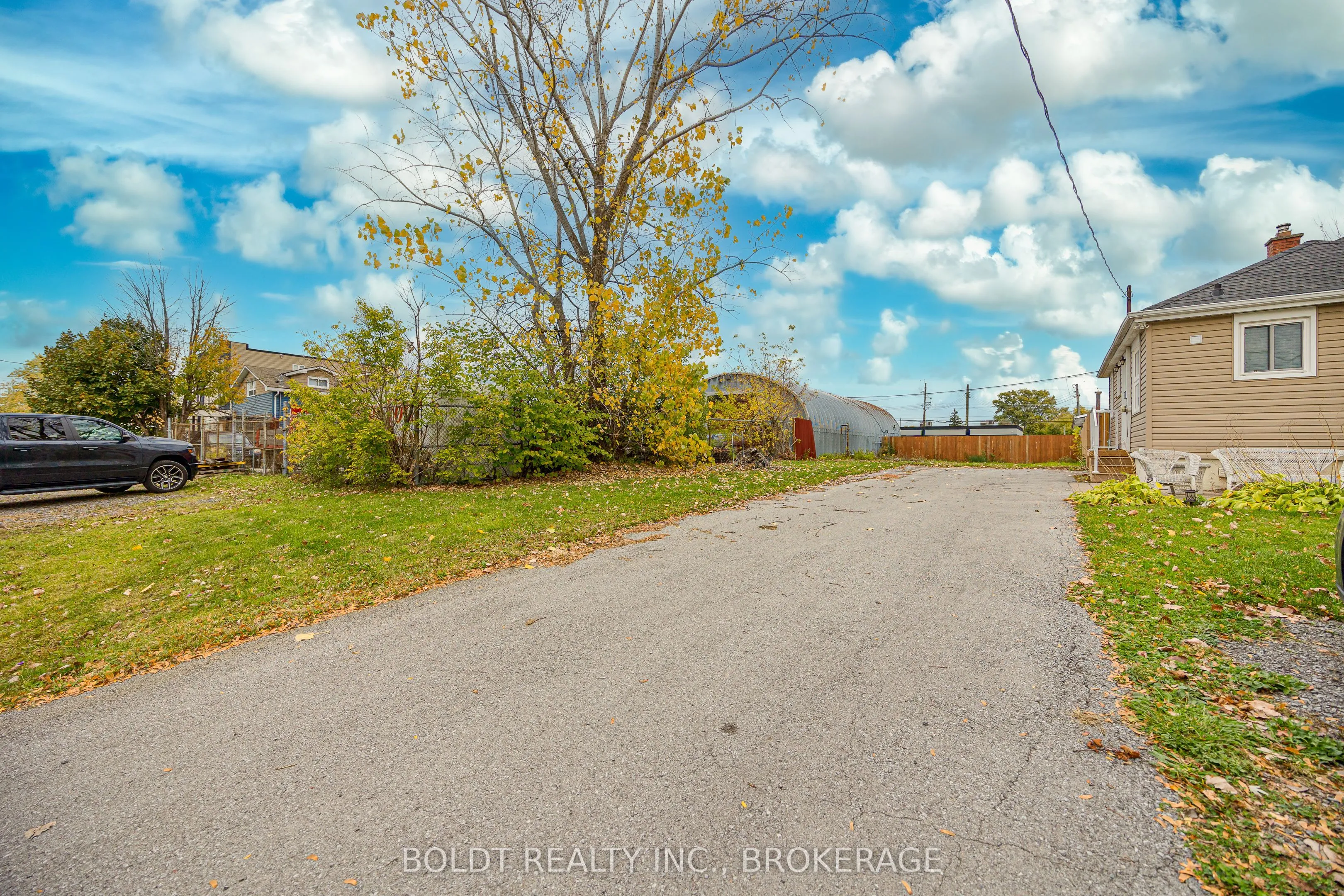 2 Ashford Place, ON L2P 2E9