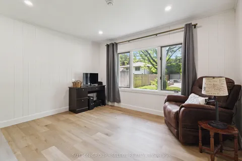 770 Galloway Crescent, ON N6J 2Y7