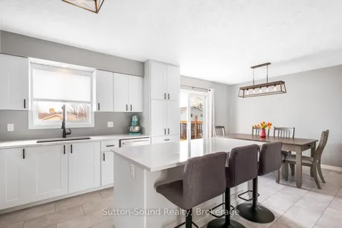 2667 8th Avenue, ON N4K 6S5