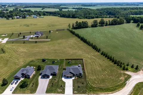 33 Nickason Drive, ON N0H 1A0